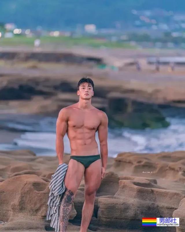 好惨!肌肉网红做公益被质疑炒作,当初他落选真的太让人意外了…… - 51虹马 好惨!肌肉网红做公益被质疑炒作,当初他落选真的太让人意外了…… - 51虹马