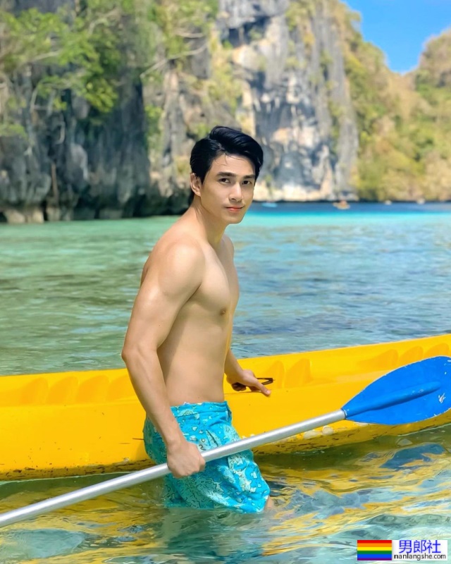 明星御用髮型设计师！没有防晒乳活不下去的男人：Jaime Sy - 51虹马