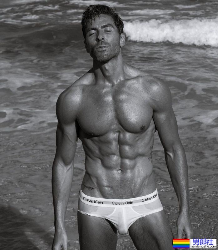 大叔的逆袭！阿根廷灰髮男模：Damian Cacciamani - 51虹马