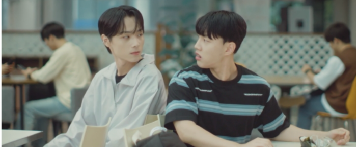 《缘来誓你》学校里的两个死对头谈恋爱了-51虹马