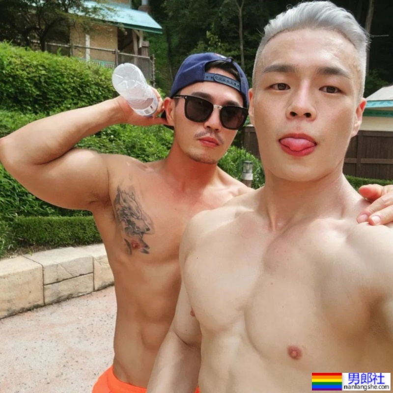 肌情四射洗剪吹！勐男欧巴髮型师：Tim park - 51虹马