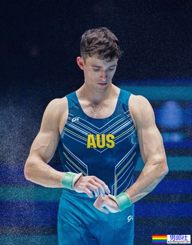 同志体操运动员Heath Thorpe打破常规夺冠!疯狂晒猫引网暴动:他跟猫谁比较美? - 51虹马 同志体操运动员Heath Thorpe打破常规夺冠!疯狂晒猫引网暴动:他跟猫谁比较美? - 51虹马