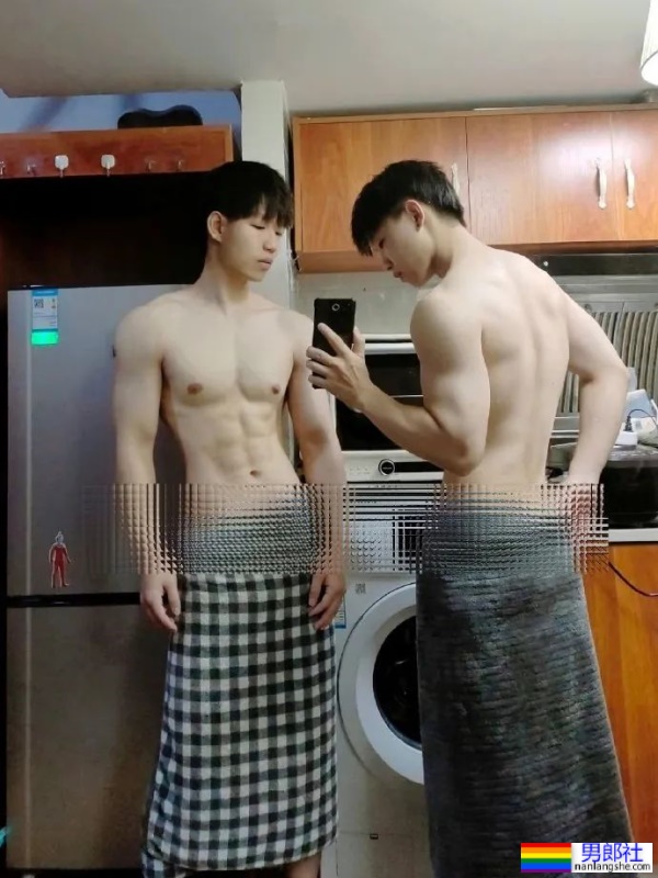 两个帅哥，双倍快乐 - 51虹马