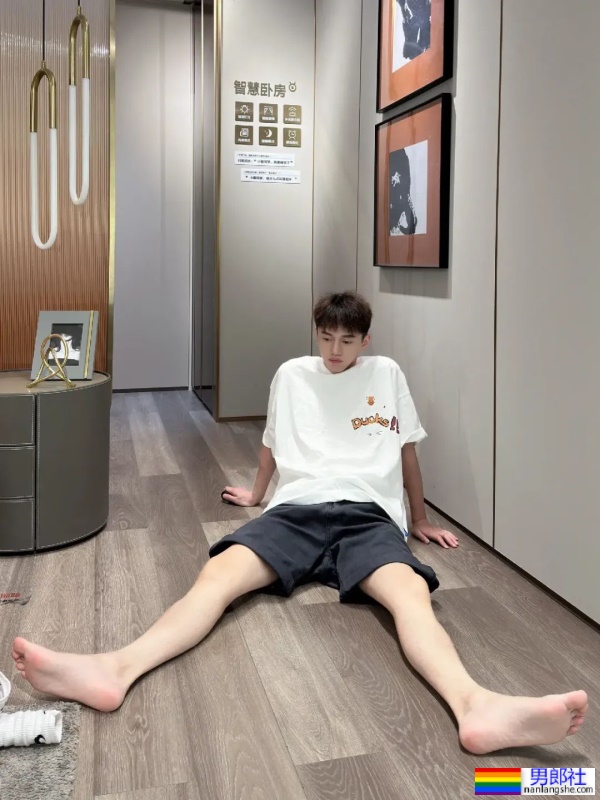 让你心动的少年，惊呼腿好长 - 51虹马