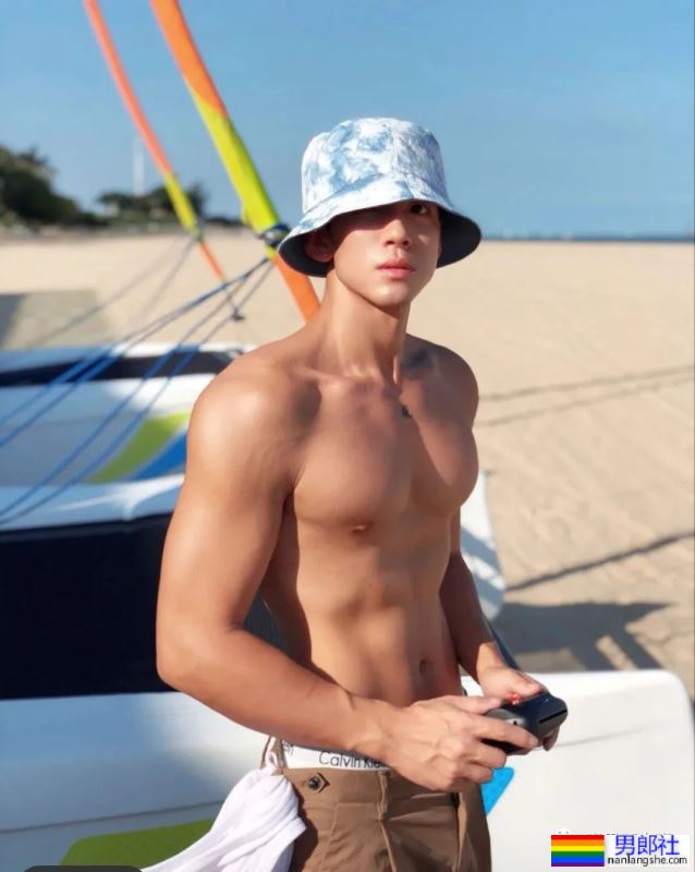 188cm篮球爱好者，男人味儿太冲了 - 51虹马