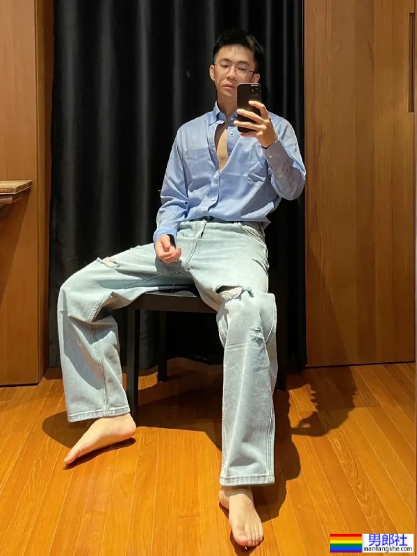 商务风，衬衫帅哥，好吸睛 - 51虹马