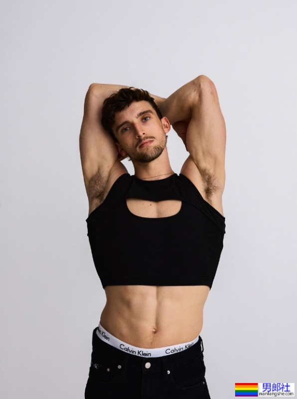 同志体操运动员Heath Thorpe打破常规夺冠!疯狂晒猫引网暴动:他跟猫谁比较美? - 51虹马 同志体操运动员Heath Thorpe打破常规夺冠!疯狂晒猫引网暴动:他跟猫谁比较美? - 51虹马