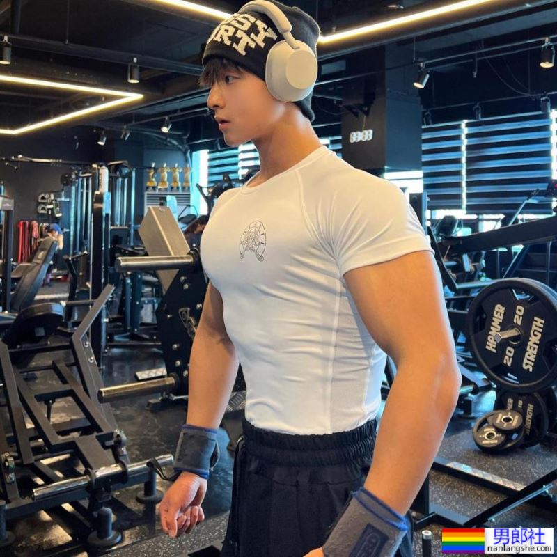 大胆吃播香蕉? 美少年变身野兽的韩国欧巴:卢凪修 - 51虹马 大胆吃播香蕉? 美少年变身野兽的韩国欧巴:卢凪修 - 51虹马