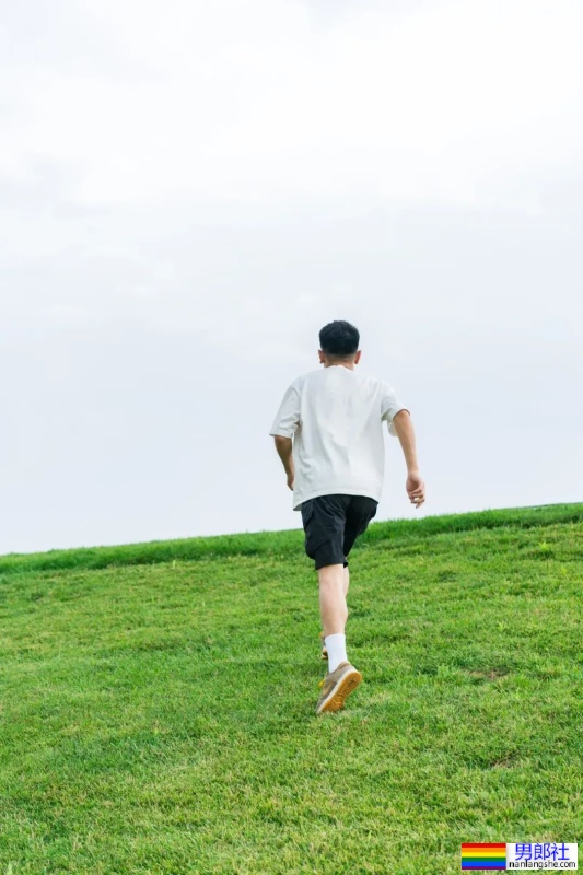 少年感满满的小帅哥 - 51虹马