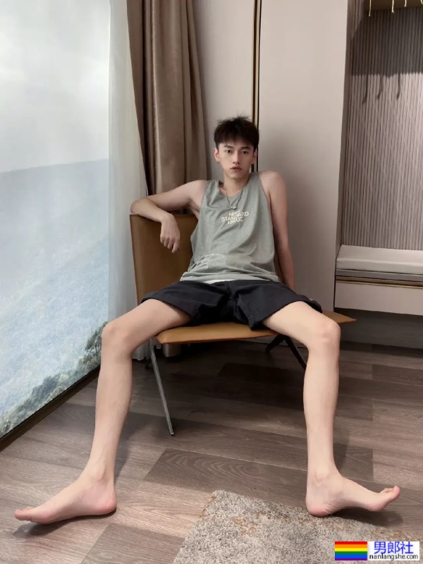 让你心动的少年，惊呼腿好长 - 51虹马