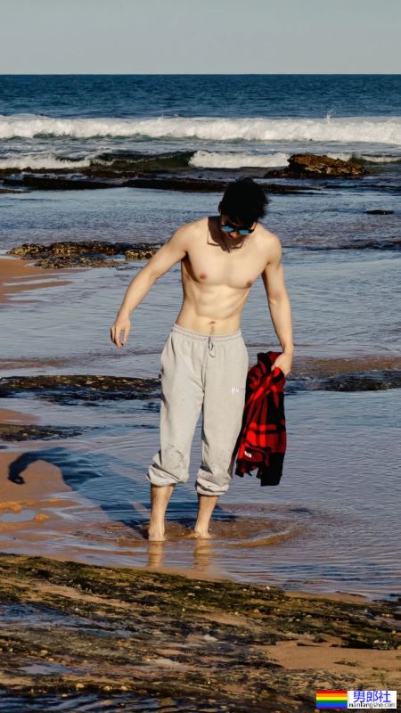 灰裤子果然是男人最性感的装备！ - 51虹马