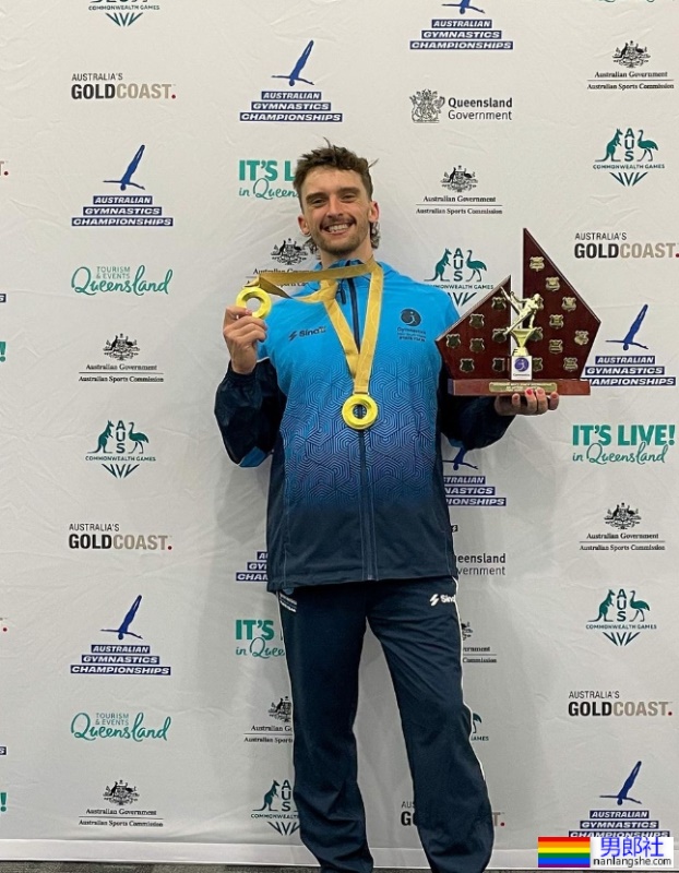 同志体操运动员Heath Thorpe打破常规夺冠!疯狂晒猫引网暴动:他跟猫谁比较美? - 51虹马 同志体操运动员Heath Thorpe打破常规夺冠!疯狂晒猫引网暴动:他跟猫谁比较美? - 51虹马