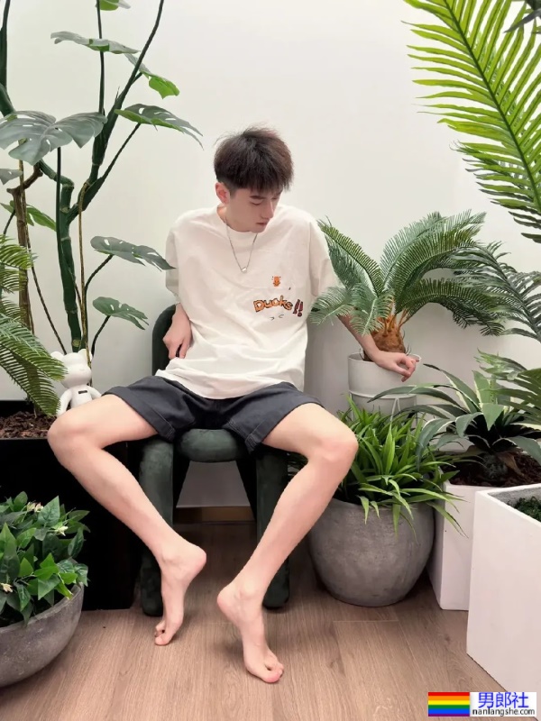 让你心动的少年，惊呼腿好长 - 51虹马