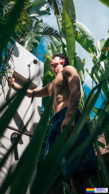 灰裤子果然是男人最性感的装备！ - 51虹马