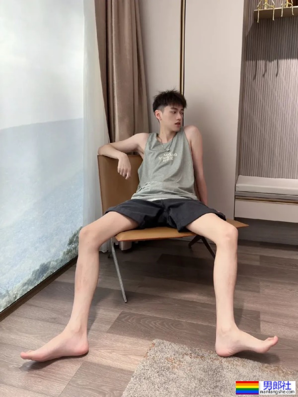 让你心动的少年，惊呼腿好长 - 51虹马