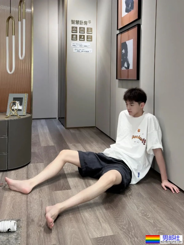 让你心动的少年，惊呼腿好长 - 51虹马