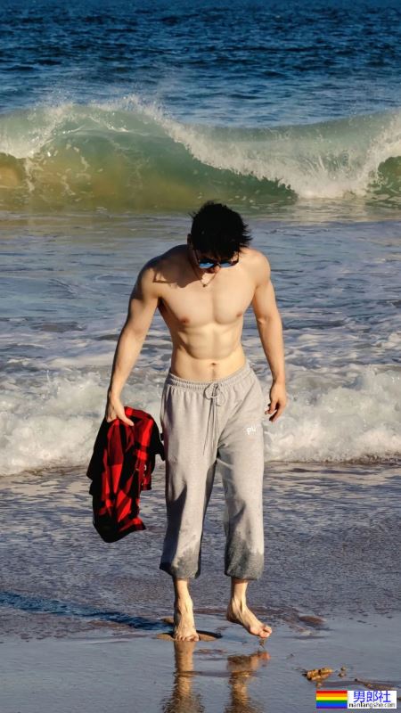 灰裤子果然是男人最性感的装备！ - 51虹马