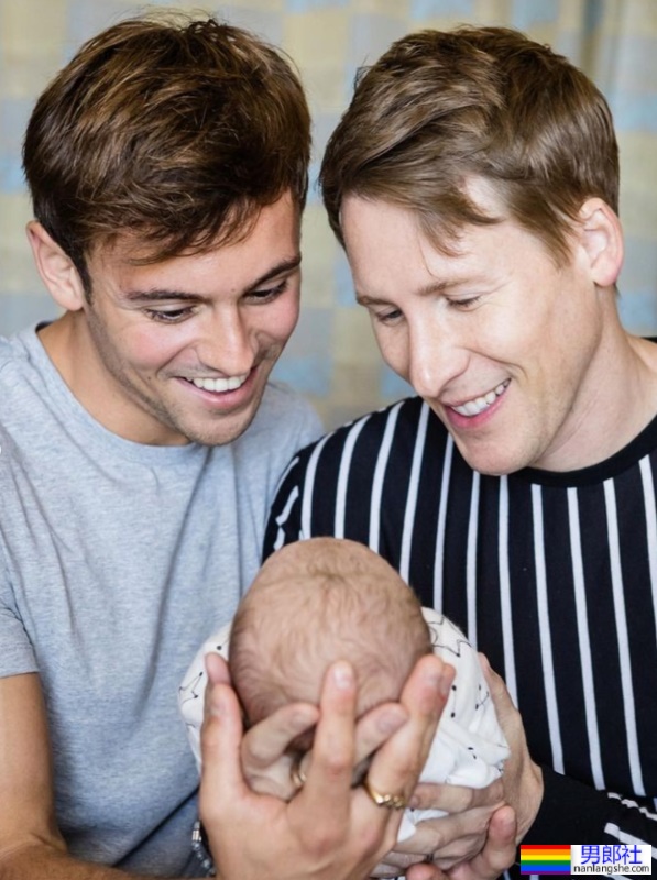 跳水王子Tom Daley回归跳水!曝练习「对身体造成冲击」:但2024要挑战最后一次奥运 - 51虹马 跳水王子Tom Daley回归跳水!曝练习「对身体造成冲击」:但2024要挑战最后一次奥运 - 51虹马