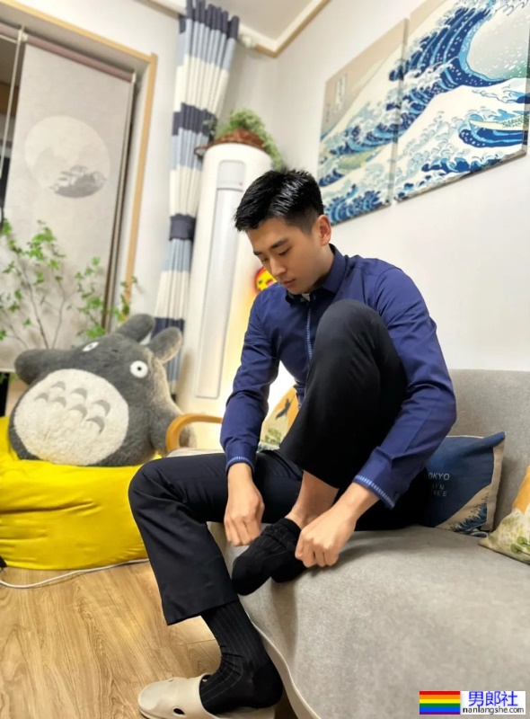 南航空少，穿病号服都觉得太帅了 - 51虹马