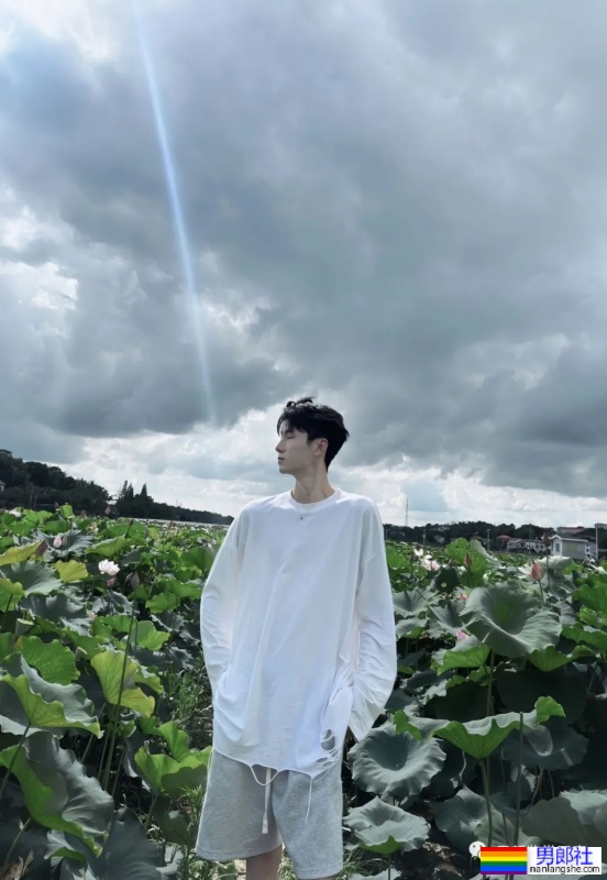 湖南长沙193的舞蹈生，大长腿比我的命还长！ - 51虹马