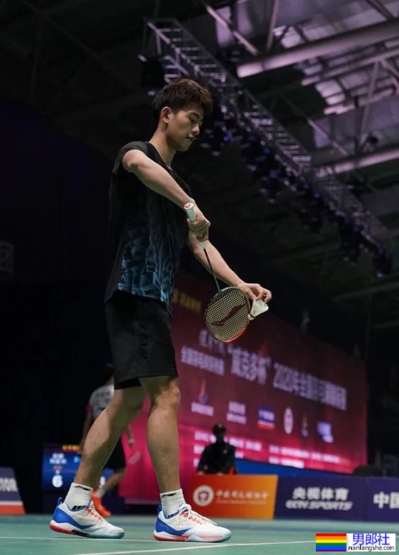 羽毛球队00后帅哥闪耀杭州亚运会，羽毛球队颜值天花板来了！ - 51虹马