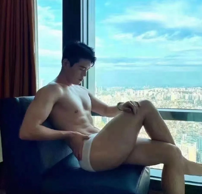 为什么gay一般都很帅?-51虹马