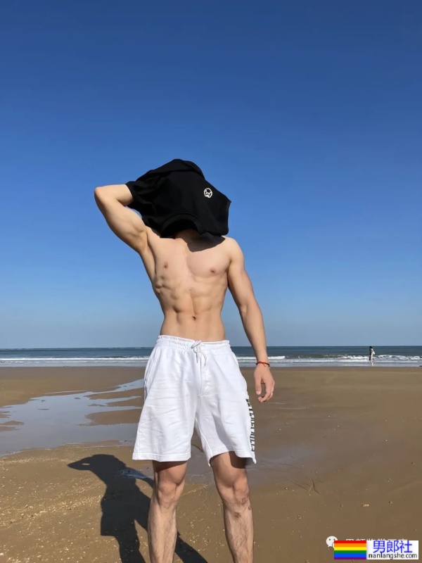 身高183cm拥有完美八块腹肌的山东男人 - 51虹马 身高183cm拥有完美八块腹肌的山东男人 - 51虹马