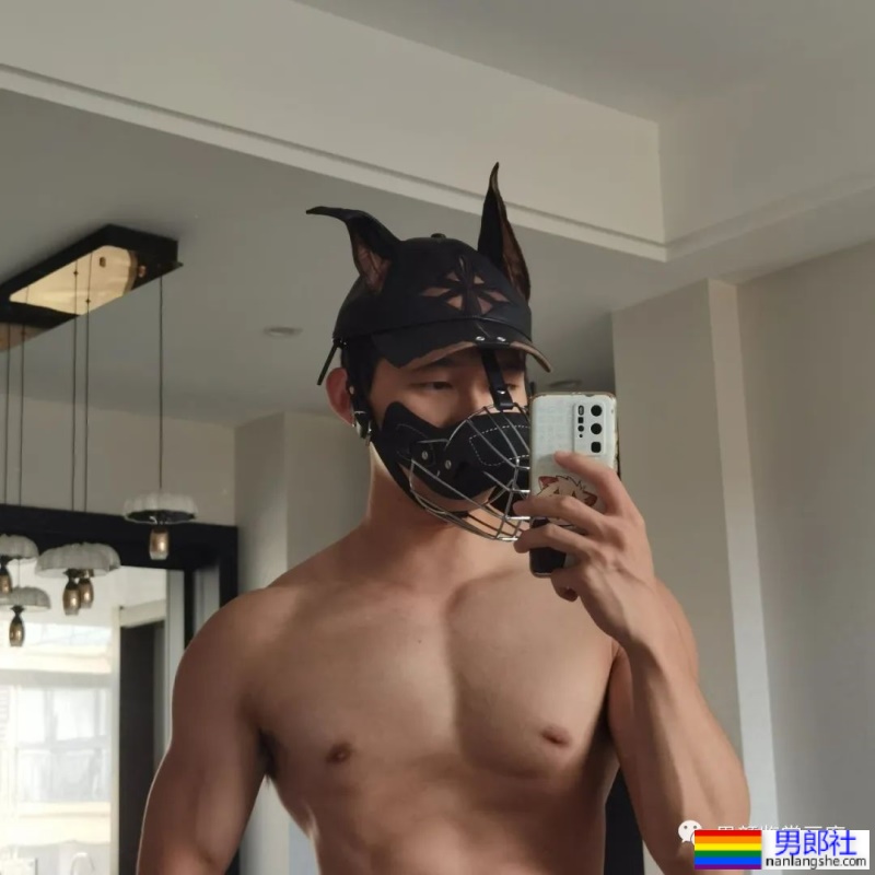 推上183cm极品肌肉小哥哥,腹肌身材太诱惑了! - 51虹马 推上183cm极品肌肉小哥哥,腹肌身材太诱惑了! - 51虹马