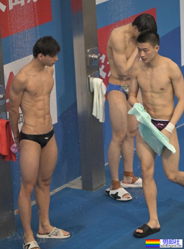 跳水队新晋颜值天花板严鑫,17岁186CM的白皮肌肉少年 - 51虹马 跳水队新晋颜值天花板严鑫,17岁186CM的白皮肌肉少年 - 51虹马