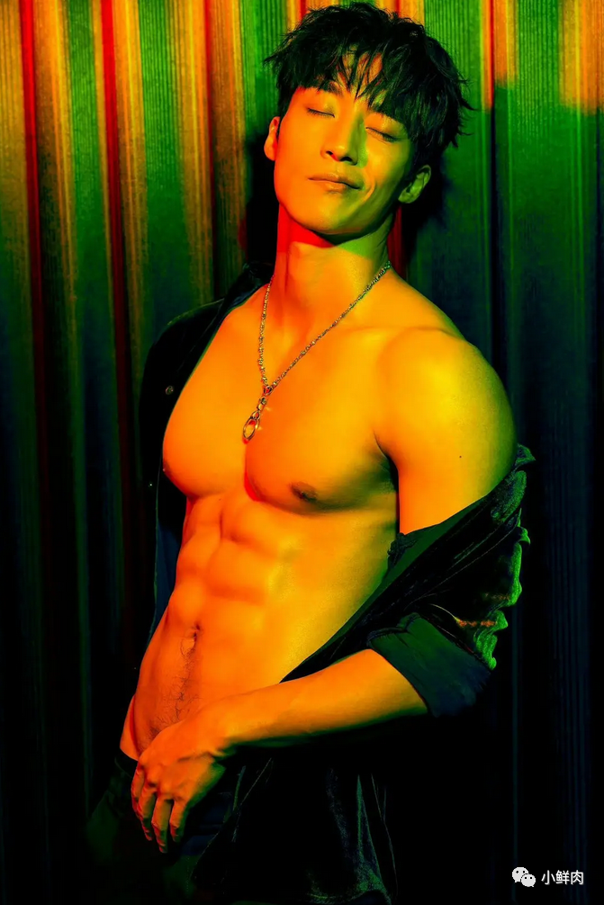 被女记者采访后他终于回归了！最新写真大片一览！ - 51虹马