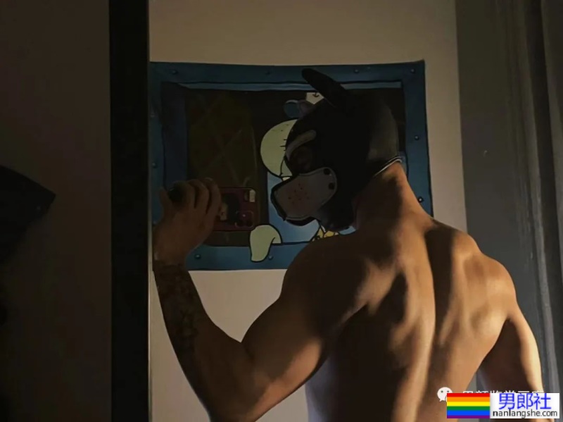 推上183cm极品肌肉小哥哥,腹肌身材太诱惑了! - 51虹马 推上183cm极品肌肉小哥哥,腹肌身材太诱惑了! - 51虹马