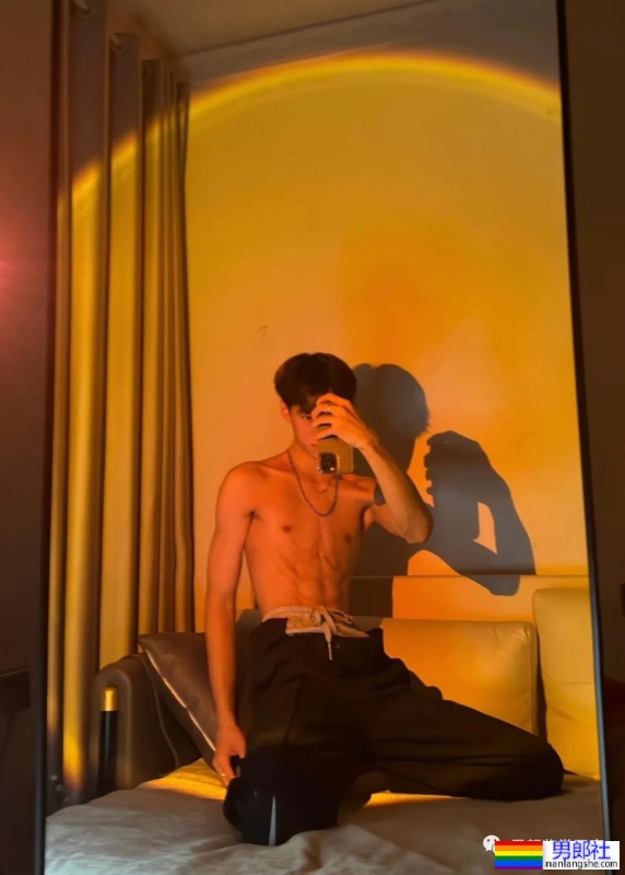 湖南长沙193的舞蹈生，大长腿比我的命还长！ - 51虹马