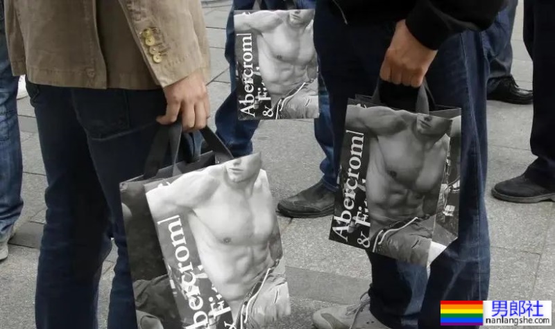 A&F前CEO被控性侵多名男模，开趴、狩猎鲜肉、不从就下药！ - 51虹马