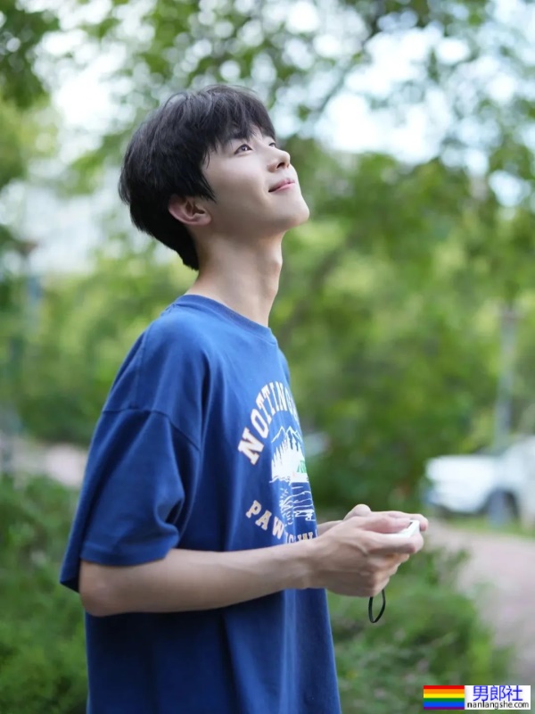 阳光清纯大男孩 - 51虹马