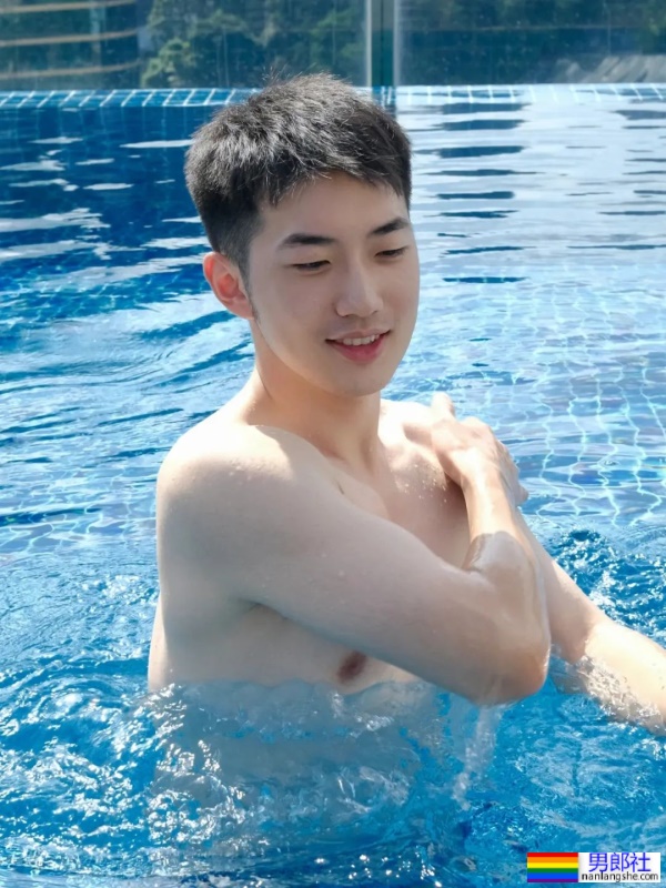 191cm篮球体育生，宝子们都馋哭了 - 51虹马