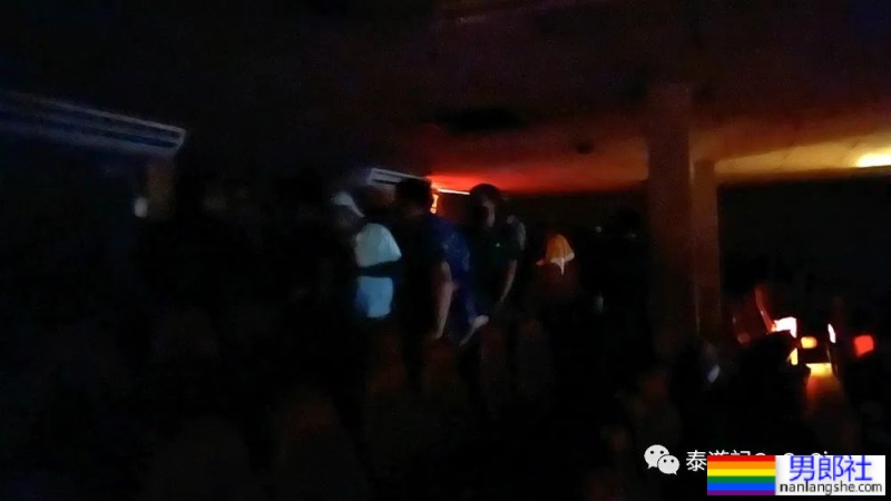 Phahon Theater：古老的同志社交，大曼谷隐秘角落的同志电影院 - 51虹马