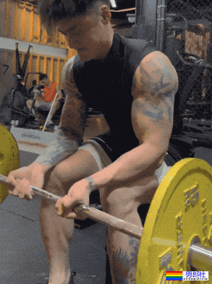 32岁的蒋劲夫，变成这样了.... - 51虹马