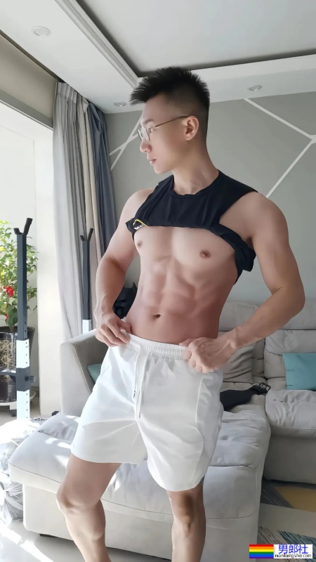 身材这么好的腹肌男人，究竟谁在拥有 - 51虹马
