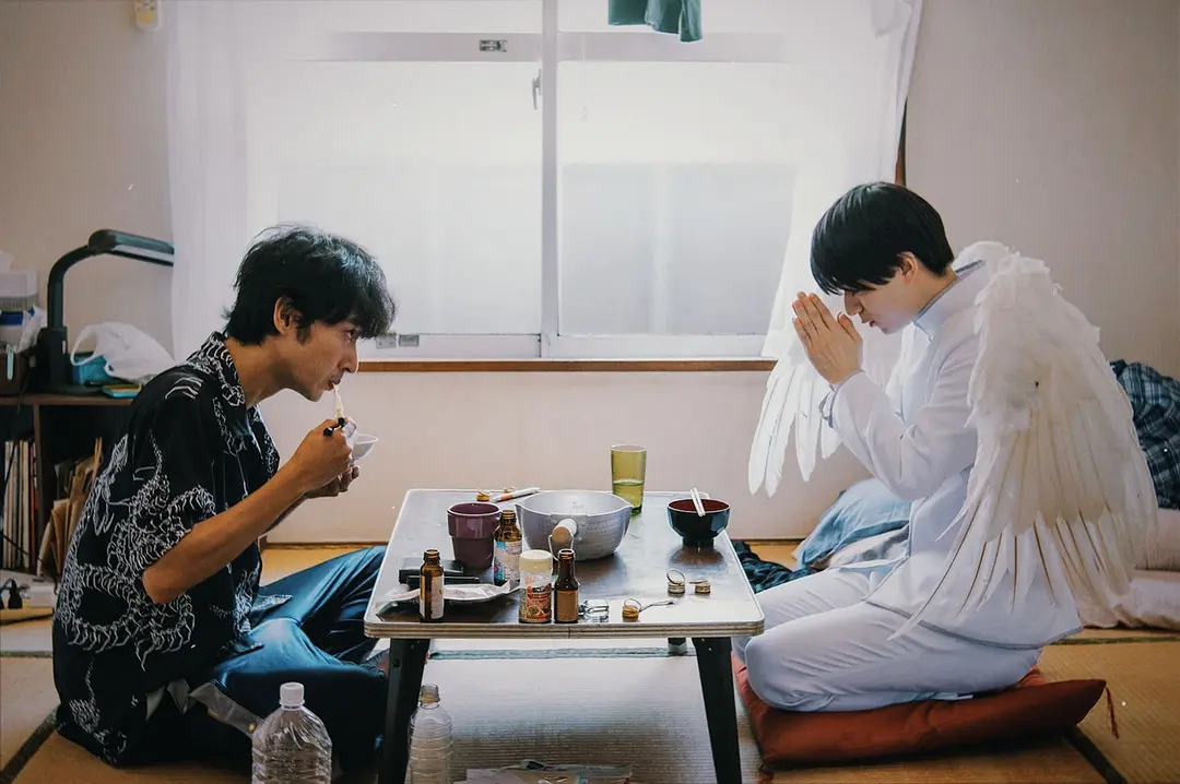 《单人房的天使》人跟天使谈恋爱？ - 51虹马