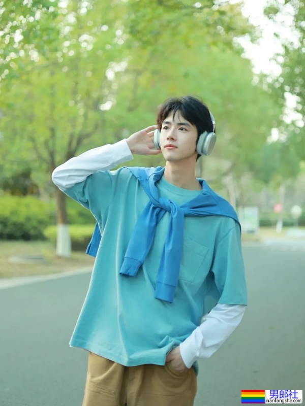 阳光清纯大男孩 - 51虹马