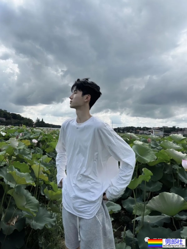 湖南长沙193的舞蹈生，大长腿比我的命还长！ - 51虹马