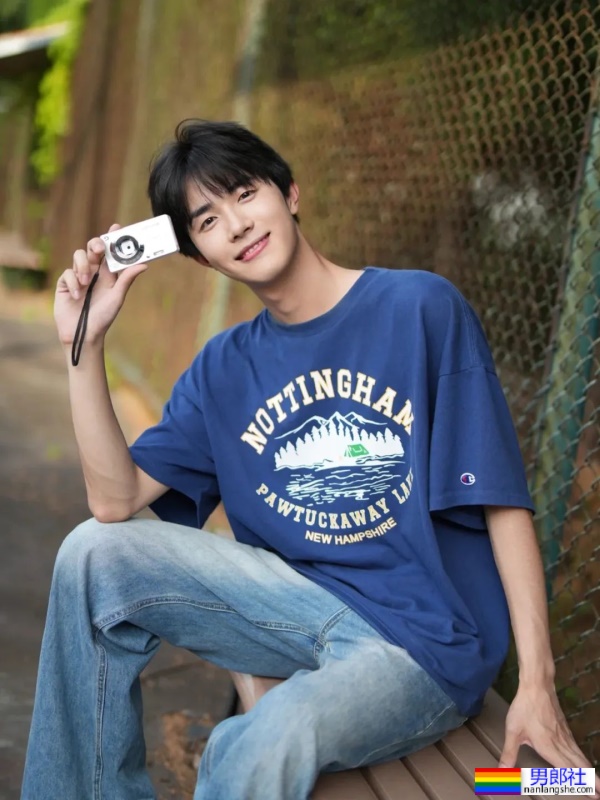 阳光清纯大男孩 - 51虹马