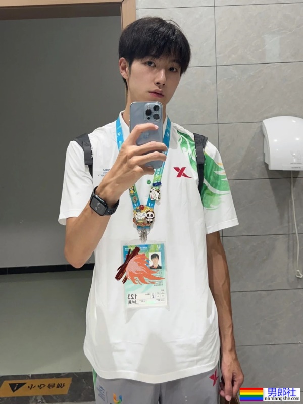 成都体院的小哥哥，阳光又帅气 - 51虹马