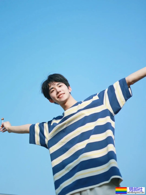 阳光清纯大男孩 - 51虹马