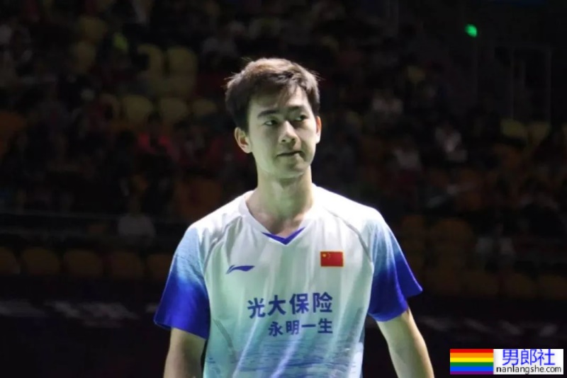 羽毛球队00后帅哥闪耀杭州亚运会，羽毛球队颜值天花板来了！ - 51虹马