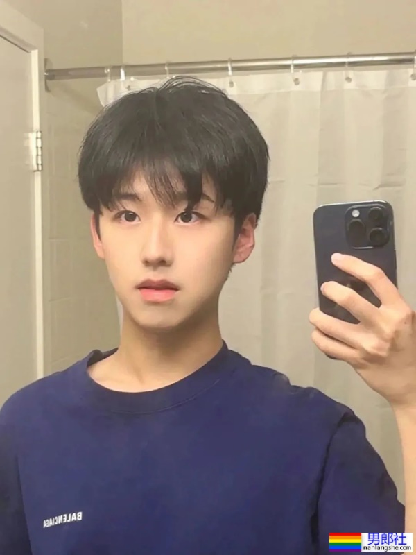 好帅好纯，翩翩少年郎，快围观 - 51虹马