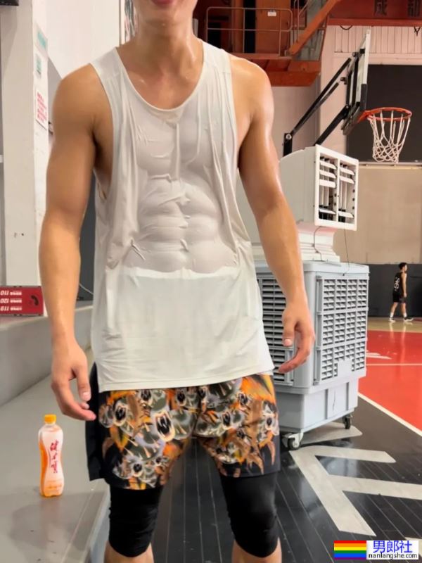 爱运动的大男孩 - 51虹马