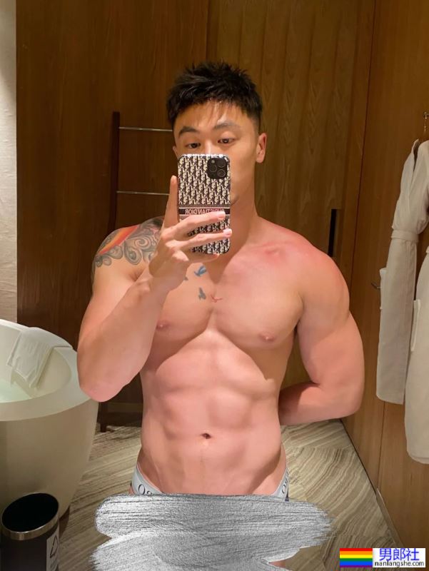 网红帅哥小布被指得HIV，晒试纸想自证清白？做梦！ - 51虹马