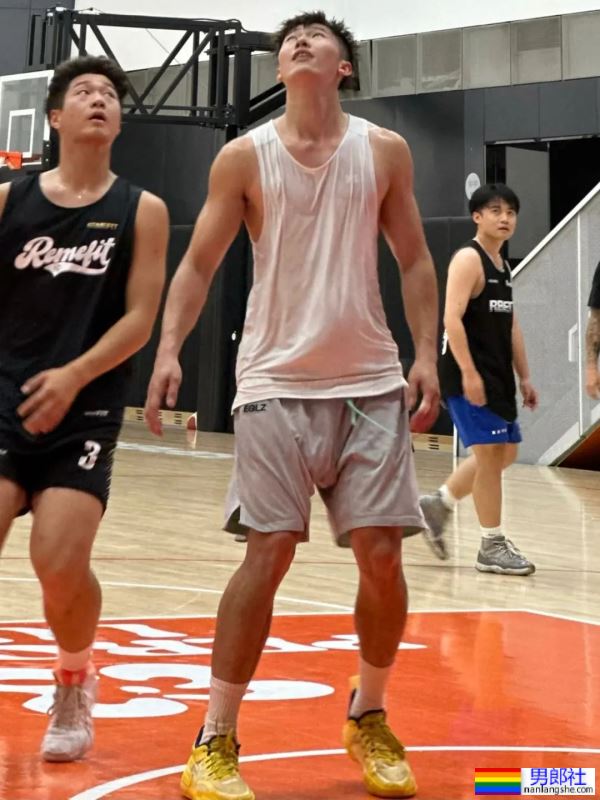 爱运动的大男孩 - 51虹马