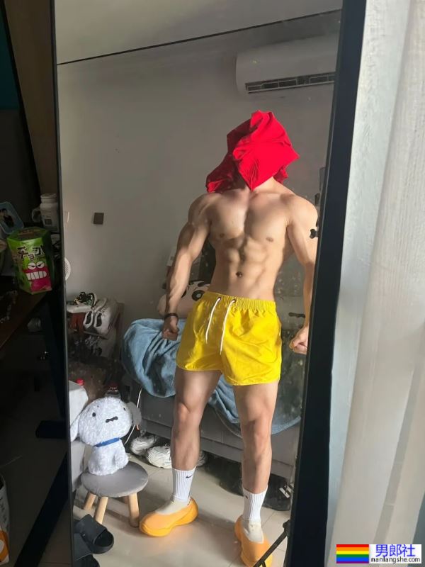 上海童颜巨乳小哥哥，穿灰裤子实力藏不住了！ - 51虹马